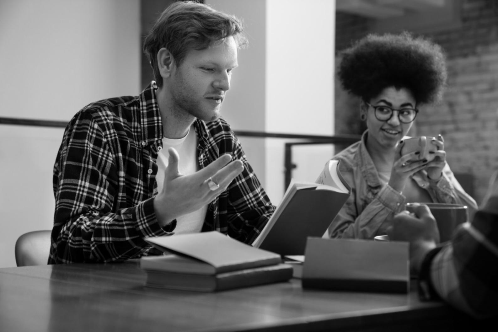 Espace de travail organisé pour l'apprentissage à distance